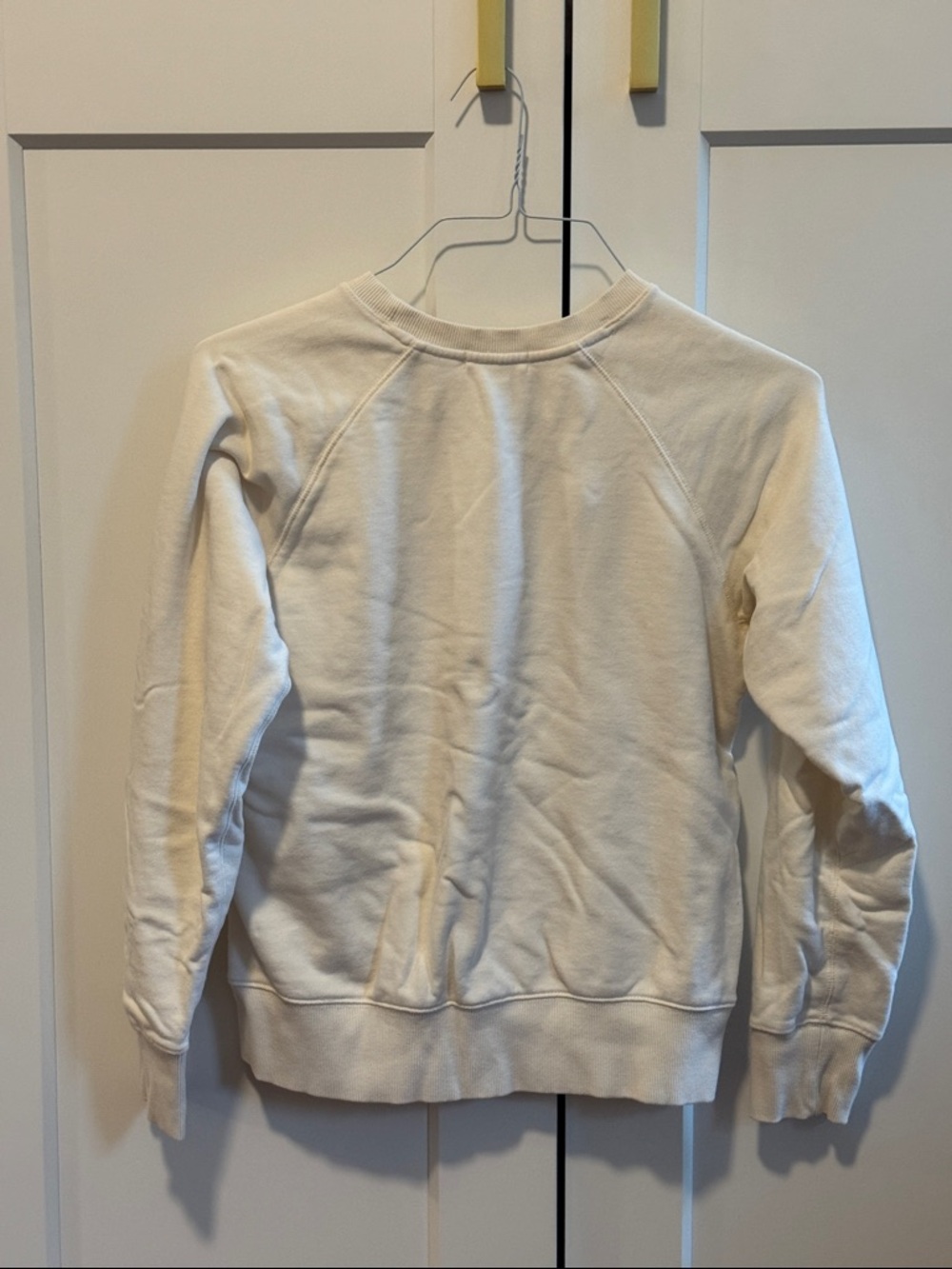 Peloton Cream Sweatshirt with embroidered logo - Picture 2 of 3
